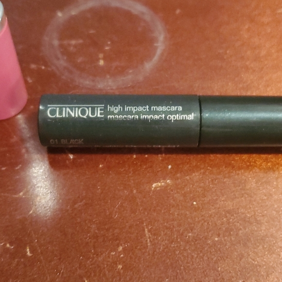 Clinique bundle - Picture 3 of 3